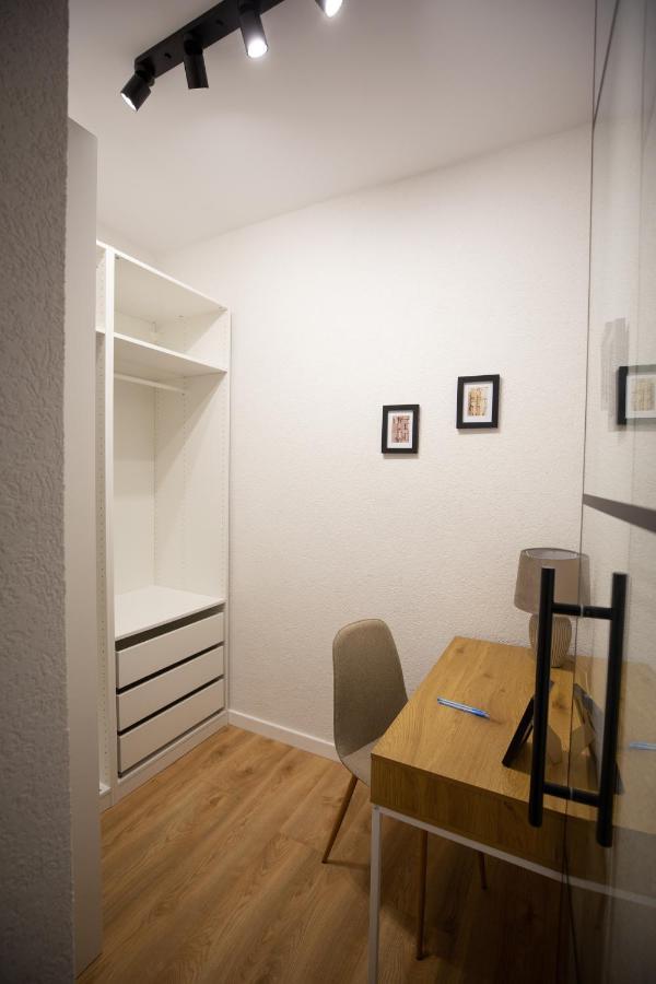 Unique City View Apartment Balcony & Parking Space Kolozsvár Kültér fotó