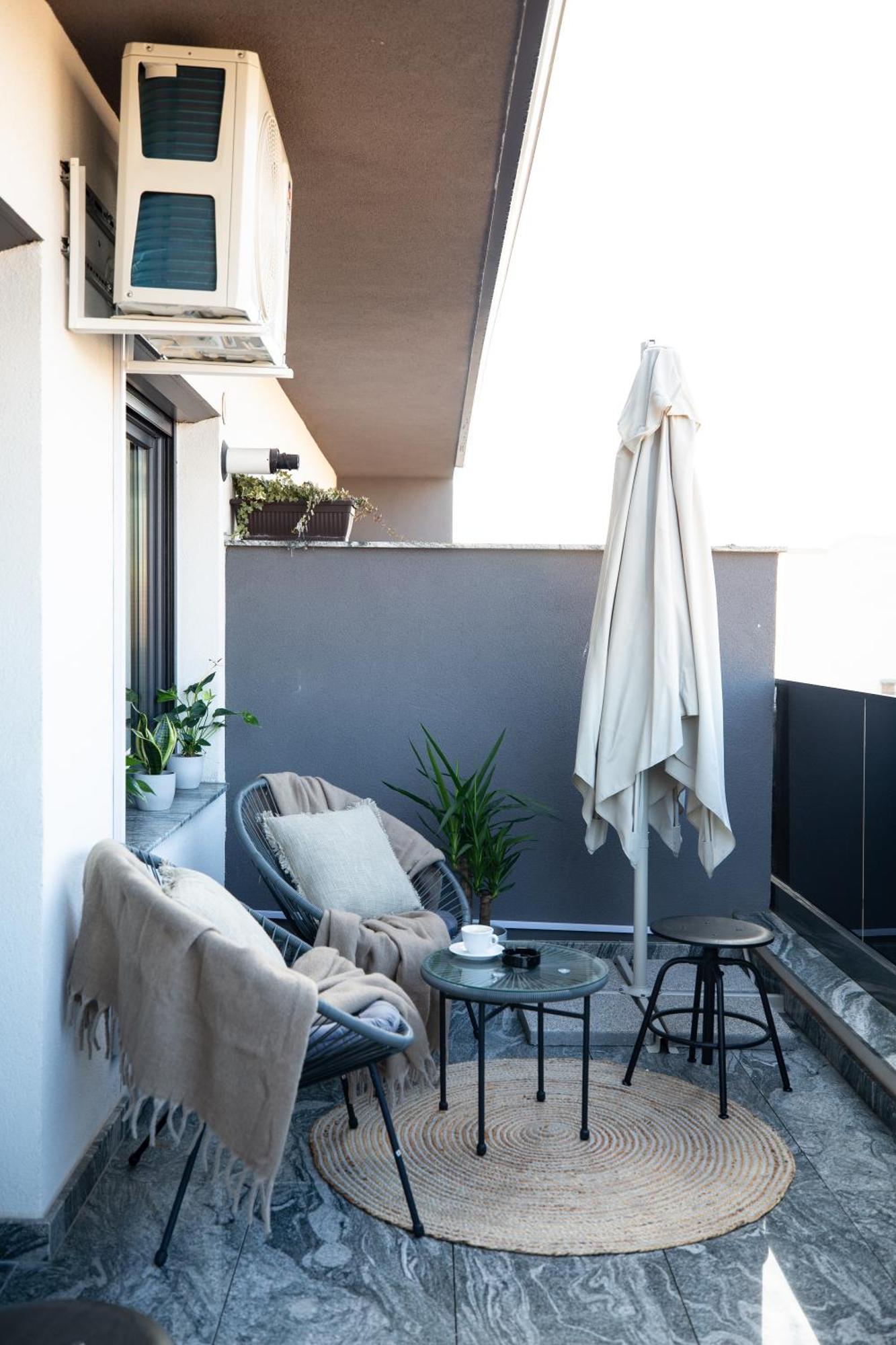 Unique City View Apartment Balcony & Parking Space Kolozsvár Kültér fotó
